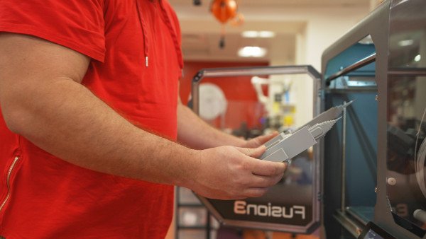 Fusion3-EDGE-Easy-to-use-3D-printer
